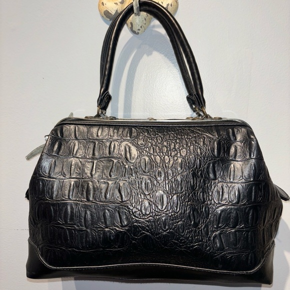 CHENSON Black Croc Pattern Faux Leather Doctor‎ Satchel Purse Bag Brass Trim - Picture 2 of 16